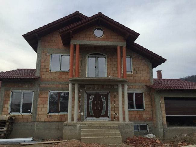 ferestre usi si usi de garaj termopan ifenster beclean