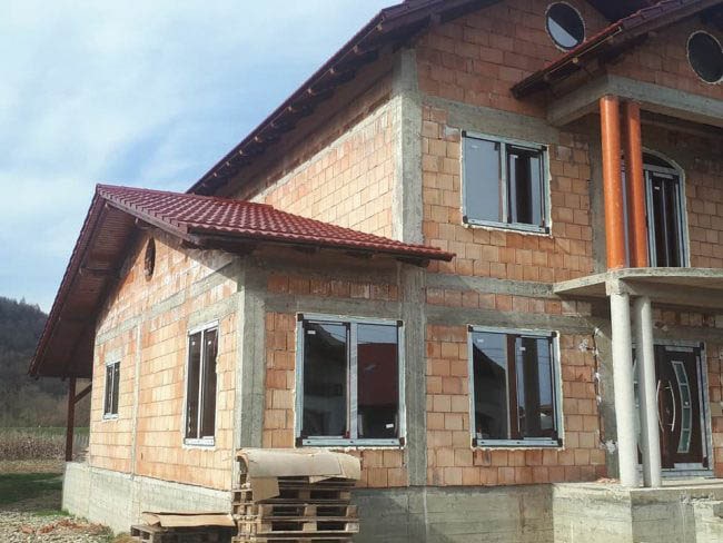 ferestre usi si usi de garaj termopan ifenster beclean