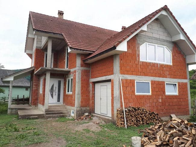 ferestre usi si usi de garaj termopan ifenster beclean